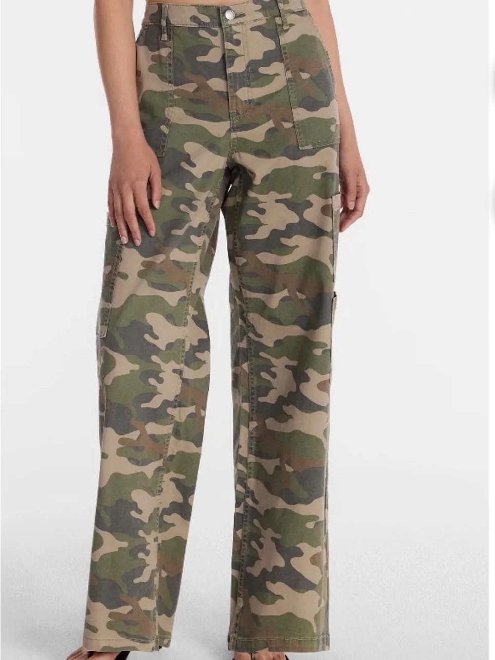 Wide Leg Camouflage Cargo Pants - Green Camo WALMART Viral camo pants sz4-6 Smal - Picture 2 of 7